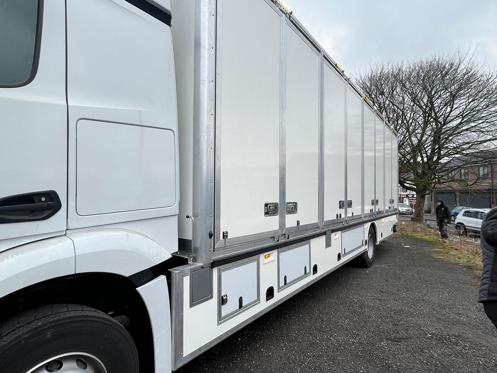 Furniture Removal Van thumbnail 5