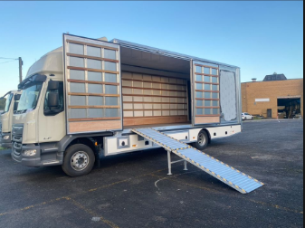 Used furniture removal van perfect for delivery operations